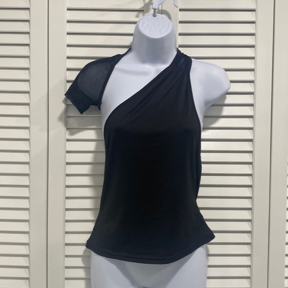 Black shirt one side - Picture 1 of 1